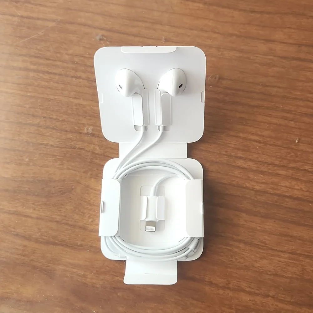 Bundle of Samsung Android Cell Phone Accessories